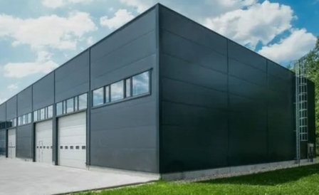 Теплый склад из сэндвич панелей 70х25х8 м